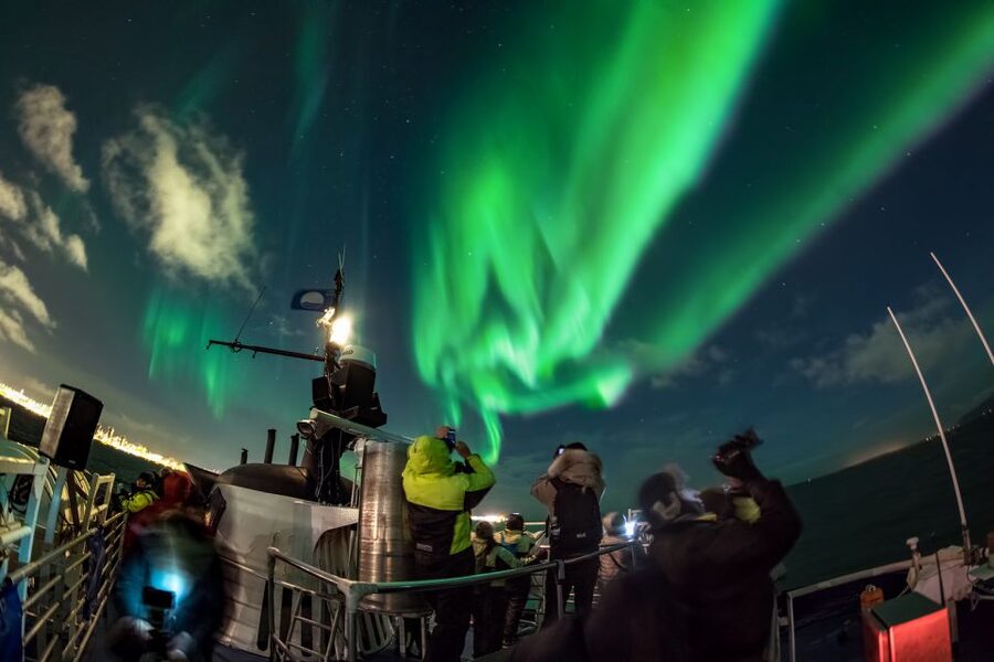 Reykjavik: 2-Hour Northern Lights by Boat with Backup Plan - Key points at a glance