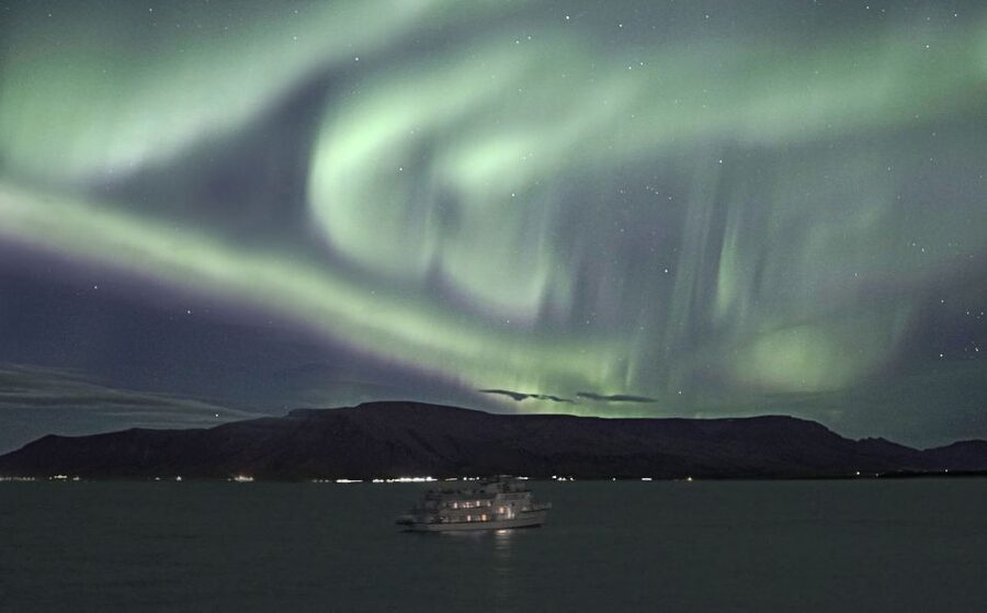 Reykjavik: 2-Hour Northern Lights by Boat with Backup Plan - The weather backup at Whales of Iceland