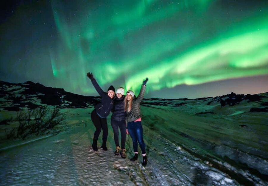 Reykjavik: Evening Lava Tunnel and Northern Lights Hunt - Key points to know before booking