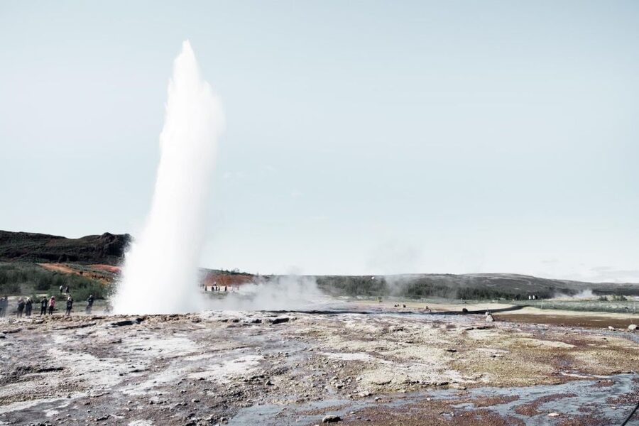 Reykjavík: Golden Circle, Blue Lagoon & Northern Lights Tour - The Northern Lights hunt is a real search, not a show