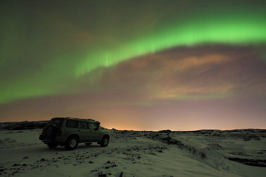 Reykjavik: Golden Circle & Northern Lights 4x4 Tour - Why this Golden Circle and Northern Lights combination works