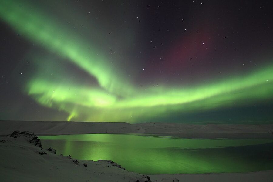 Reykjavik: Golden Circle & Northern Lights 4x4 Tour - Geysir and Strokkur: Iceland’s steaming ground