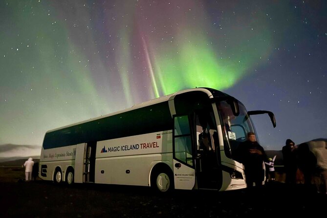 Reykjavik: Northern Lights Comfort Coach with Surprise - Key points at a glance