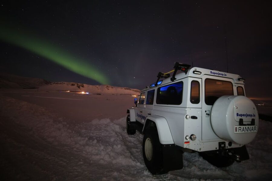 Reykjavik: Northern Lights Experience by Superjeep - How the superjeep changes the evening