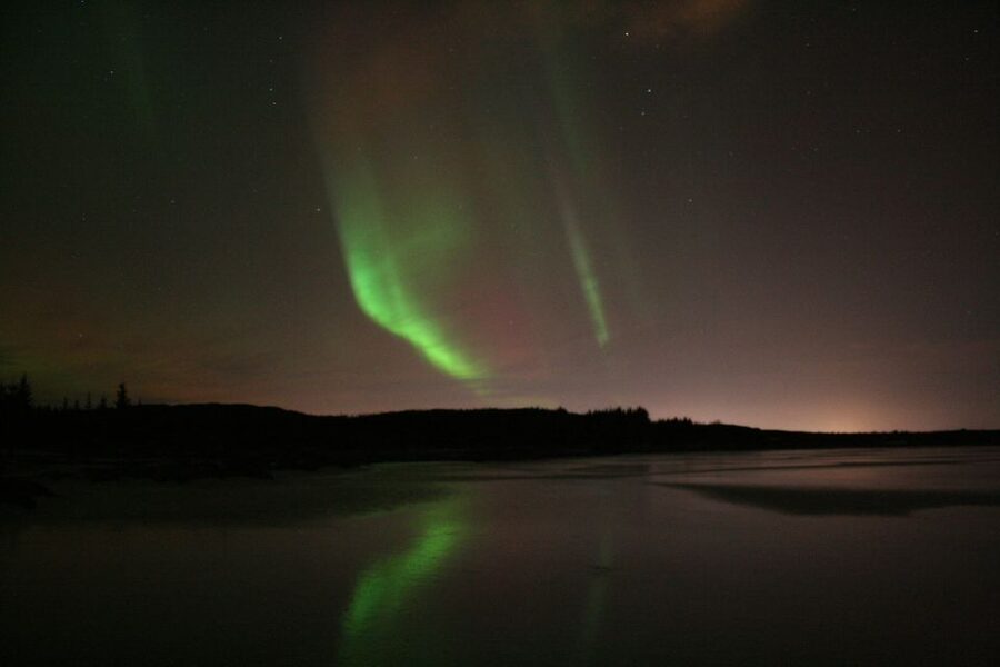 Reykjavik: Northern Lights Experience by Superjeep - Who should book this experience