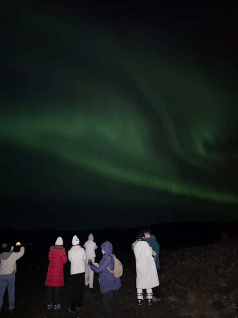 Reykjavik: Northern Lights Tour with Chinese Guide冰岛雷市中文极光团 - Is $66 a fair price?