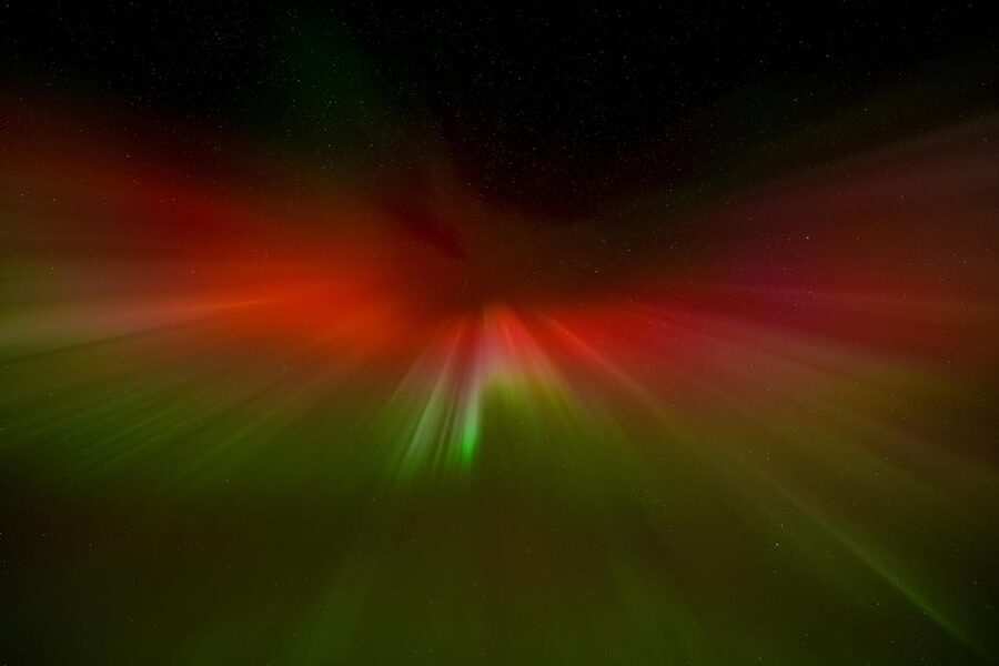 Reykjavik: Northern Lights Tour with Private Photographer - The retry policy and the risk of bad weather