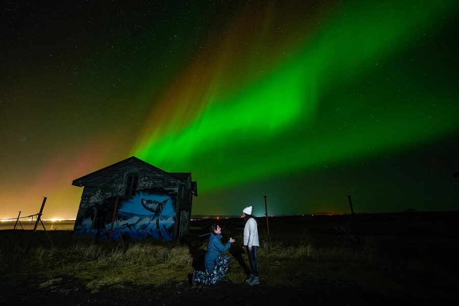 Reykjavik: Northern Lights Tour with Private Photographer - Leaving Reykjavik for a darker sky