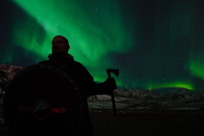 Reykjavik Northern Lights Tour with Pro Aurora Photos Small Group - Chasing the aurora instead of waiting for it
