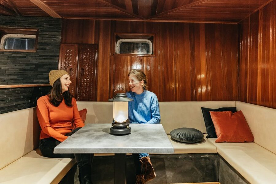 Reykjavik: Northern Lights Yacht Tour - The first 30 minutes on Faxafloi Bay