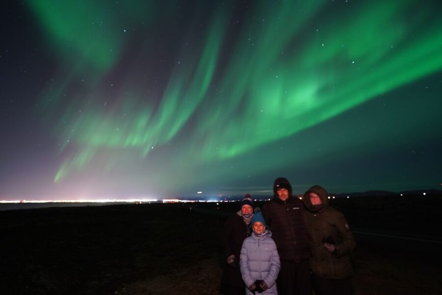 Reykjavik: Premium Northern Lights Tour with Free Photos - What the four-hour itinerary feels like