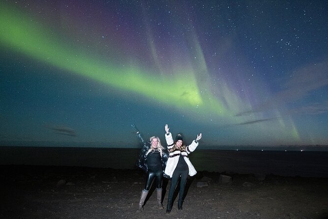 Reykjavik Private Northern Lights Tour with Pro Photographer - Choosing the best night