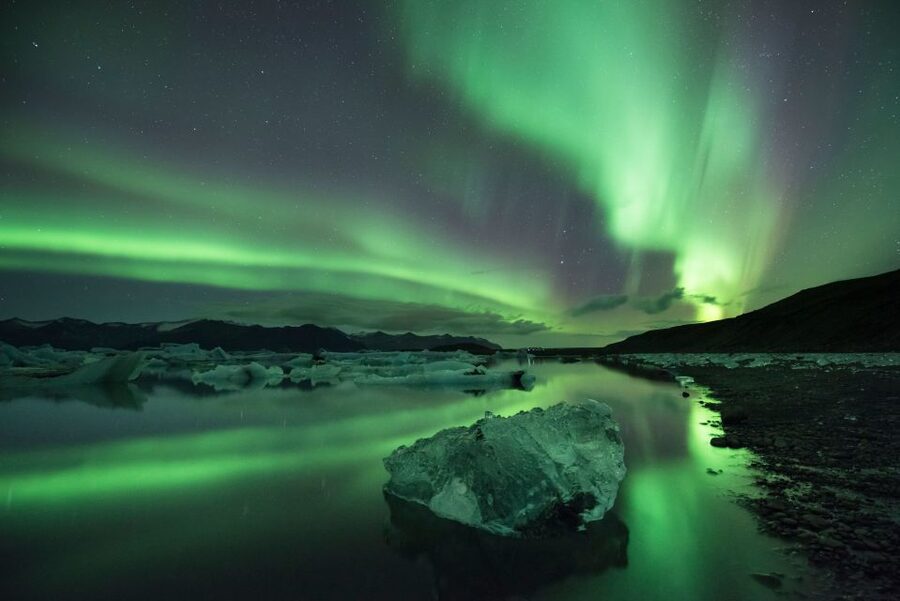 Reykjavik: Small Group Northern Lights Tour - A warm three-hour ride into darker country