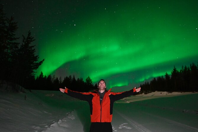 Rovaniemi: Guaranteed Northern Lights - Small Group & Photography - Warm drinks help, but bring serious clothing