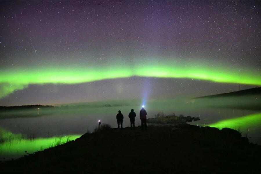 Rovaniemi: Lapland Northern Lights Tour with BBQ - The campfire meal is more than a snack