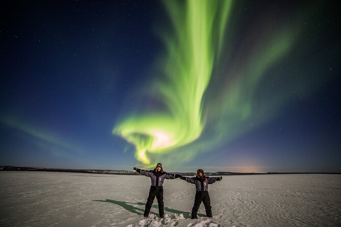Rovaniemi: Northern Lights Group Tour - Guaranteed View - What waiting beside a fire is really like