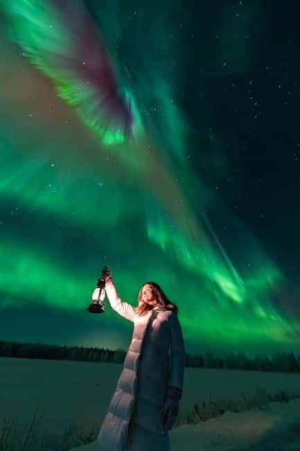 Rovaniemi: Northern Lights Group Tour with Guaranteed View - Stop one: finding a dark sky away from town