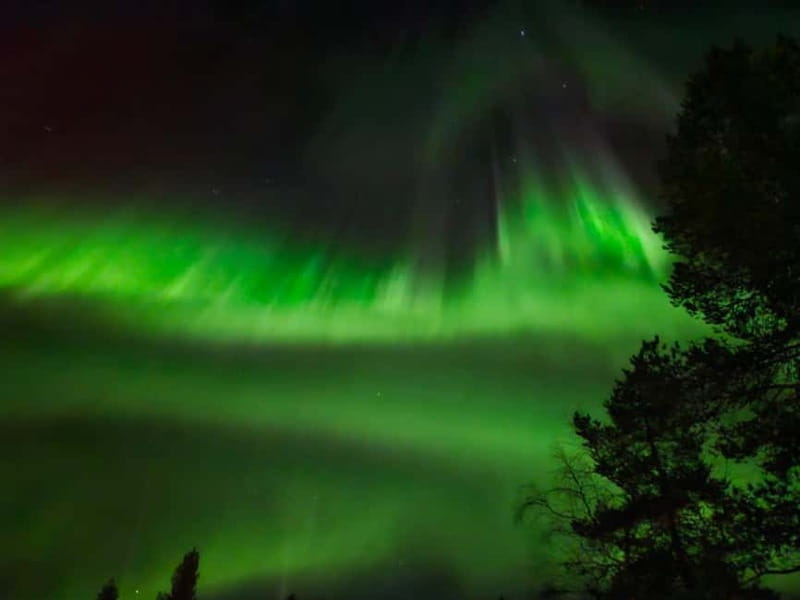 Rovaniemi: Northern Lights Hunters. Aurora + BBQ - Leaving Rovaniemi for darker skies