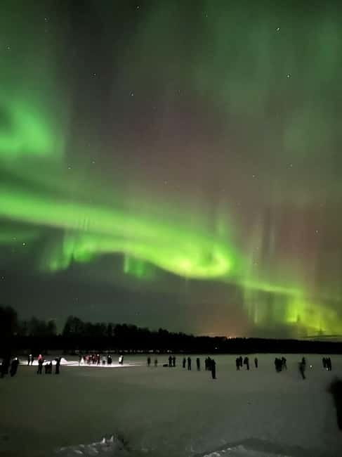 Rovaniemi: Northern Lights Hunters. Aurora + BBQ - A quiet Santa Claus Village option