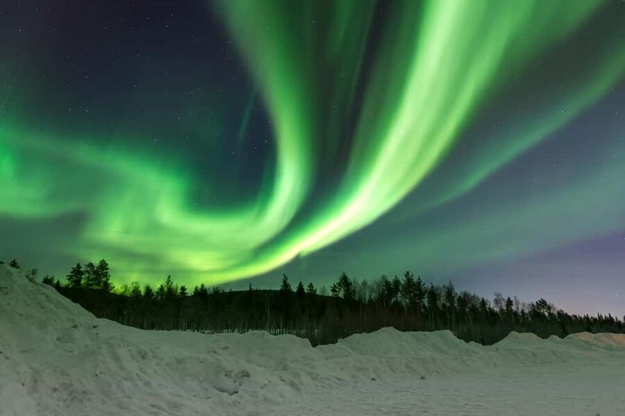 Rovaniemi: Northern Lights Photo Tour | Money-Back Guarantee - The meeting point and the ride out