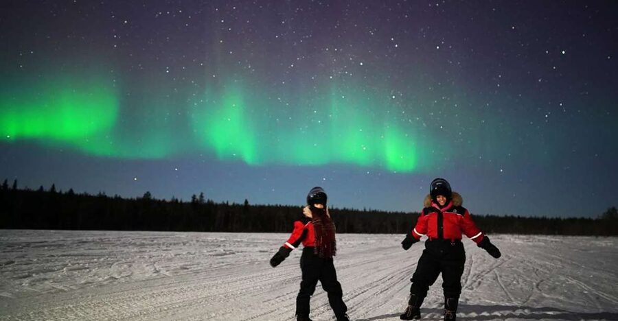 Rovaniemi: Northern Lights Sleigh Ride - A gentle way to go Aurora hunting