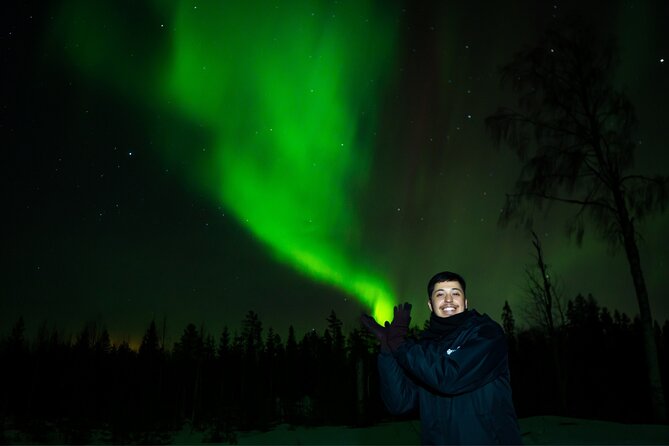 Rovaniemi Northern Lights Tour with Guaranteed Viewings - Professional photos, with an important warning