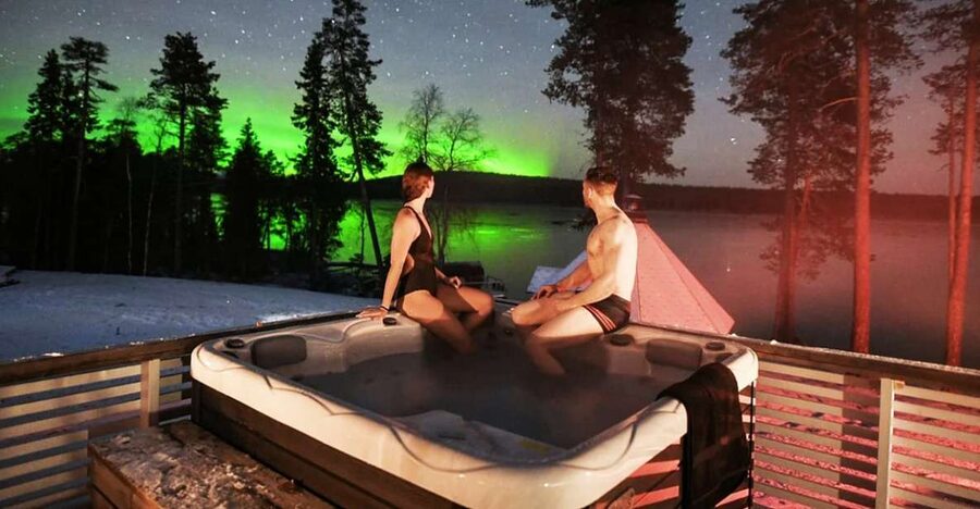 Rovaniemi: Northern Lights Trip with Arctic Sauna & Jacuzzi - Trying an ice swim in the frozen lake
