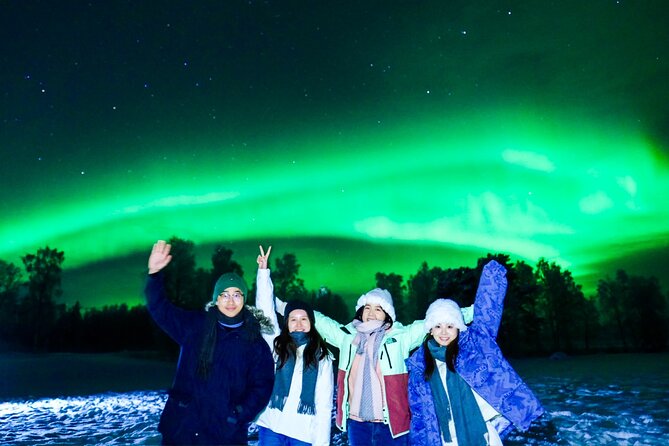 Rovaniemi: Private Aurora Tour with Guaranteed Sightings - An eight-hour search for clear skies