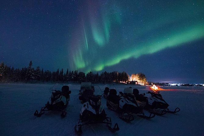 Snowmobile Aurora Expedition with dinner - Starting in central Kiruna with the right winter gear