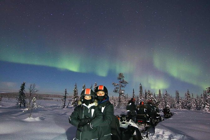 Snowmobile Aurora Expedition with dinner - Learning to drive before the forest route