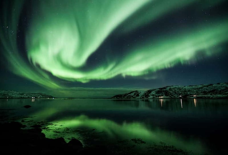 Tromsø: All-Inclusive Northern Lights Hunt - From central Tromsø to the first weather check