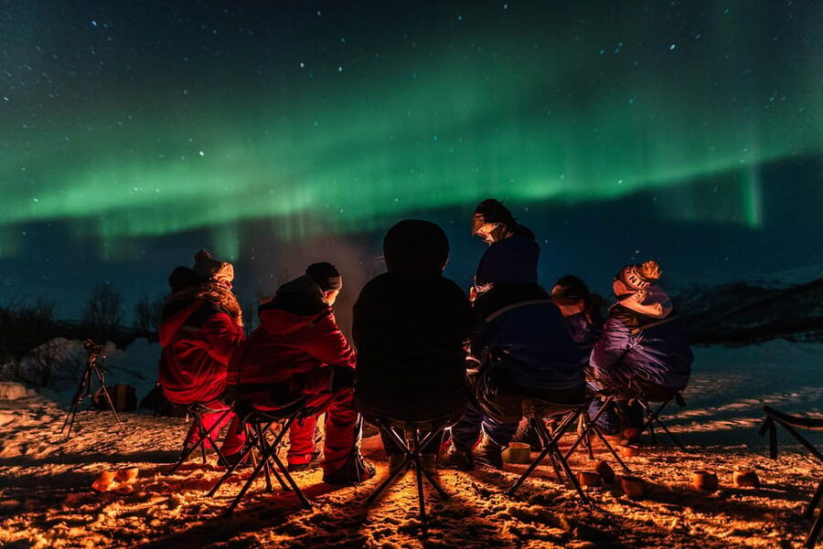 Tromsø: Aurora Tour with Photos, Campfire and Arctic Food - What the $304 price includes
