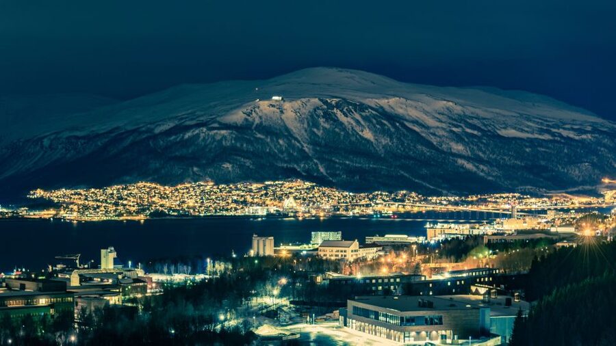Tromso: Northern Lights Cable Car Excursion - Who should book this experience?