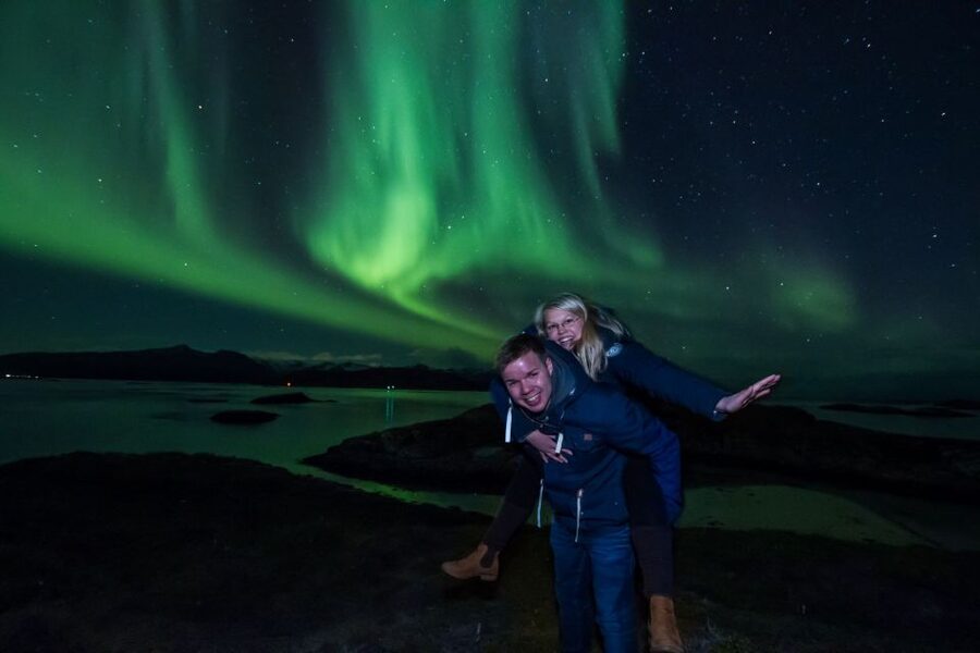 Tromsø: Northern Lights Chase in a Mercedes Benz with Photos - Waiting for the Sky to Change