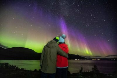 Northern Lights Chase in a Mercedes Benz with Photos