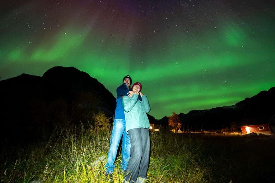 Tromsø: Northern Lights Chase, Local Guide, Foods & Pictures - Campfire food that makes the waiting easier