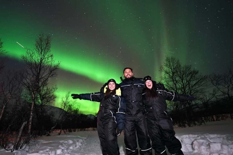 Tromsø: Northern Lights Chase with Local Guide & Free Photos - Key points at a glance