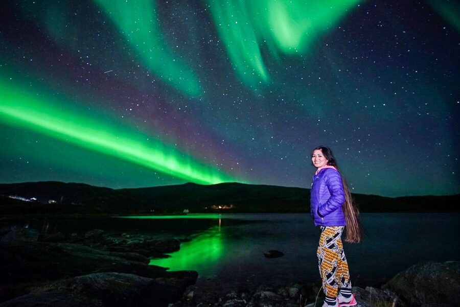 Tromsø: Northern Lights Chase with Photos and Bodysuits - Thermal suits, hot chocolate, and the cold reality