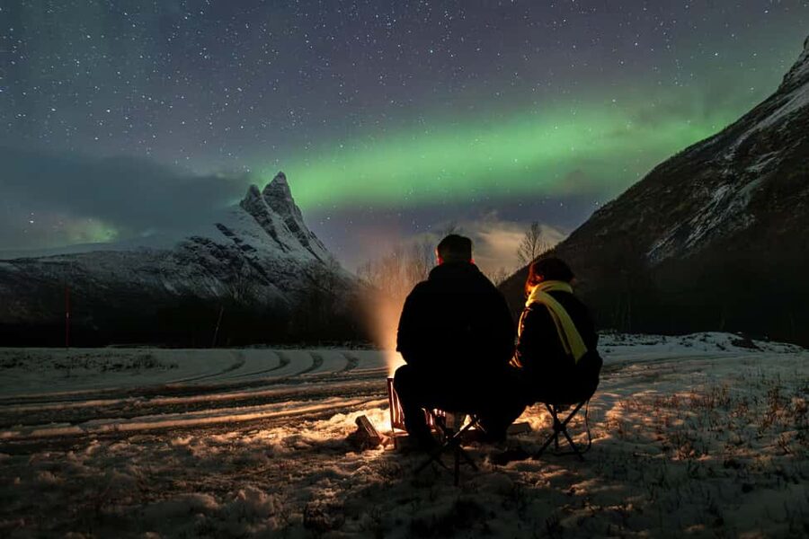 Tromsø: Northern Lights Hunt with Photos and Hot Food - What the eight-hour night actually feels like