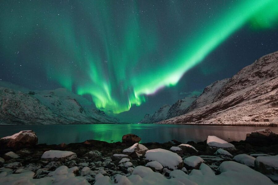 Tromsø: Northern Lights Tour with Local Guide and Photos - Why the flexible Arctic route matters