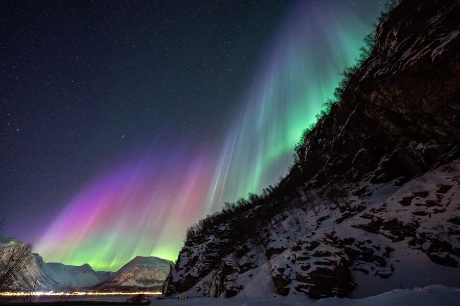 Tromsø: Northern Lights Tour with Photos, Hot Meal & Drinks - Is $229 a fair price?