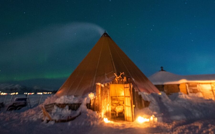 Tromsø: Reindeer Camp Dinner with Chance of Northern Lights - FAQ