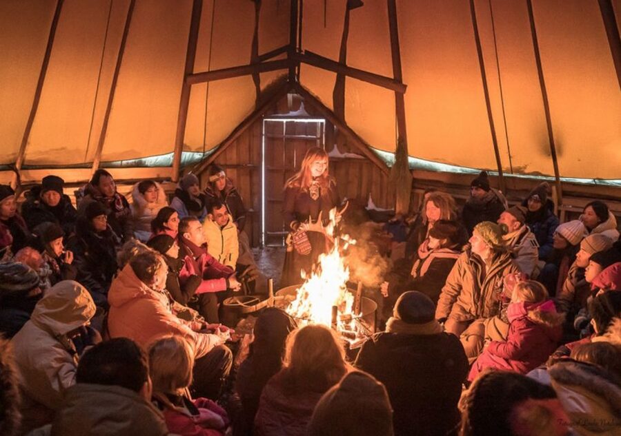 Tromsø: Reindeer Camp Dinner with Chance of Northern Lights - Sámi stories that give the evening its meaning