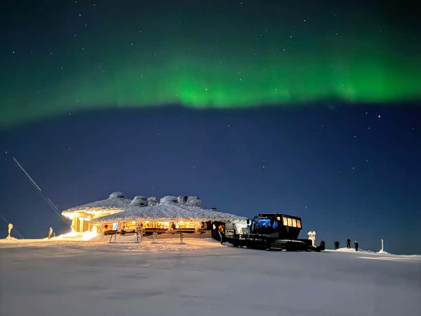 Ylläs: Northern Lights Dinner with Snowcat Ride - The 15-minute climb to Ylläskammi