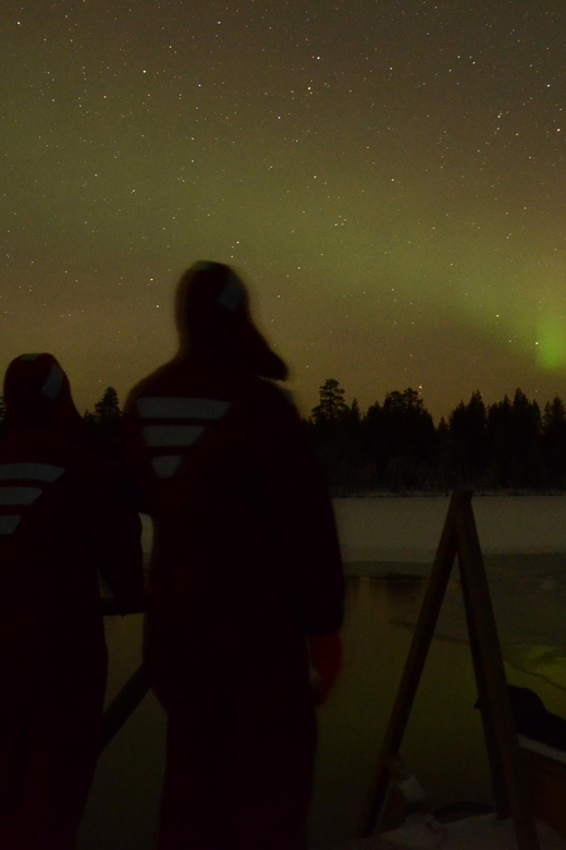 Ylläs: Seeking Northern Lights Photo Tour - Should you book the Seeking Northern Lights Photo Tour?